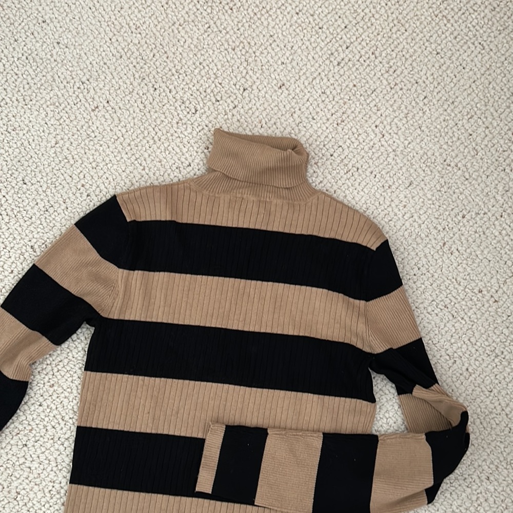 Striped sweater - Picture 2 of 2